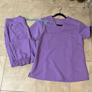 Figs top and Zamora bottoms!